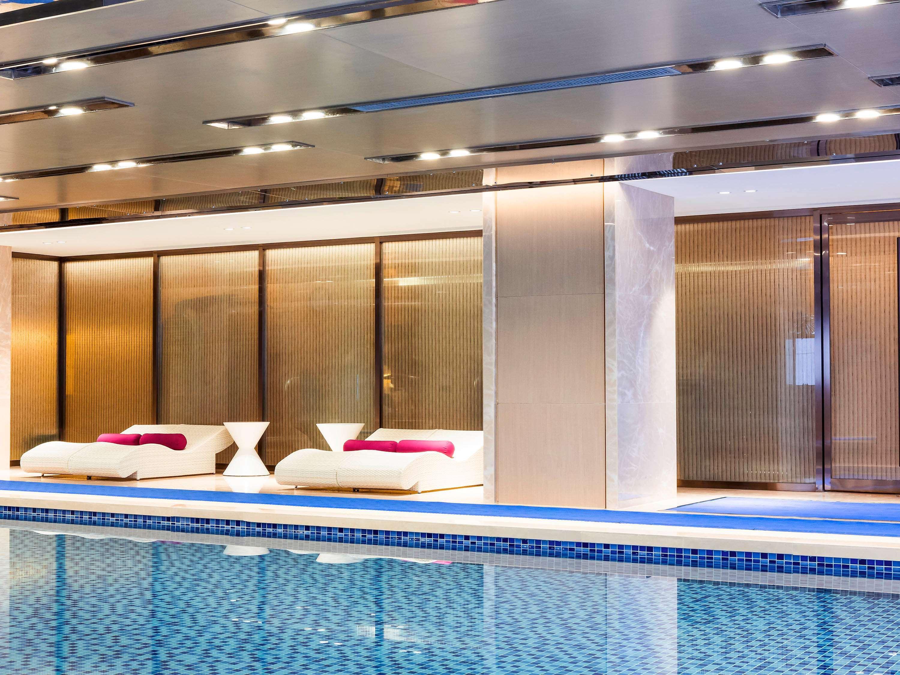 Novotel Daqing Haofang Exteriör bild