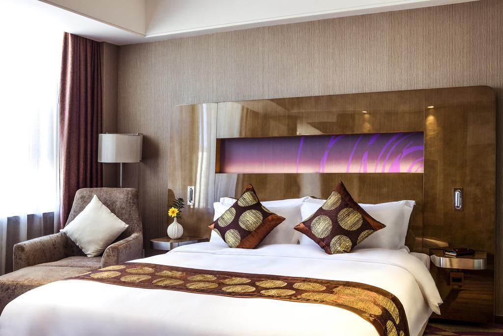Novotel Daqing Haofang Exteriör bild