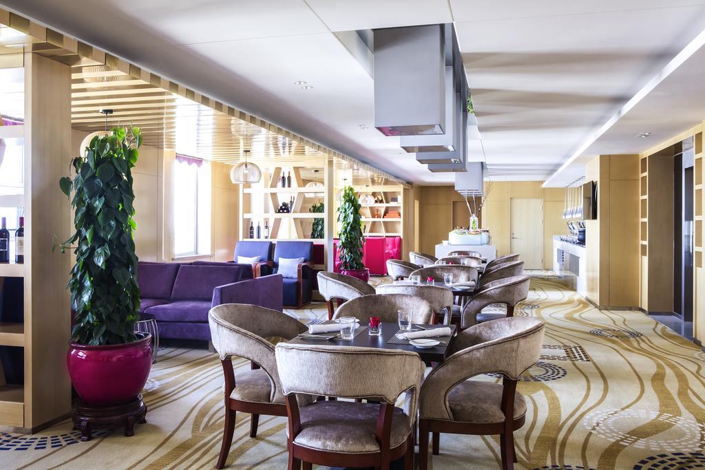 Novotel Daqing Haofang Exteriör bild