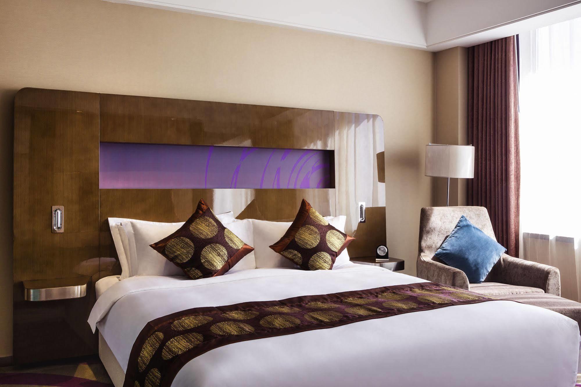 Novotel Daqing Haofang Exteriör bild