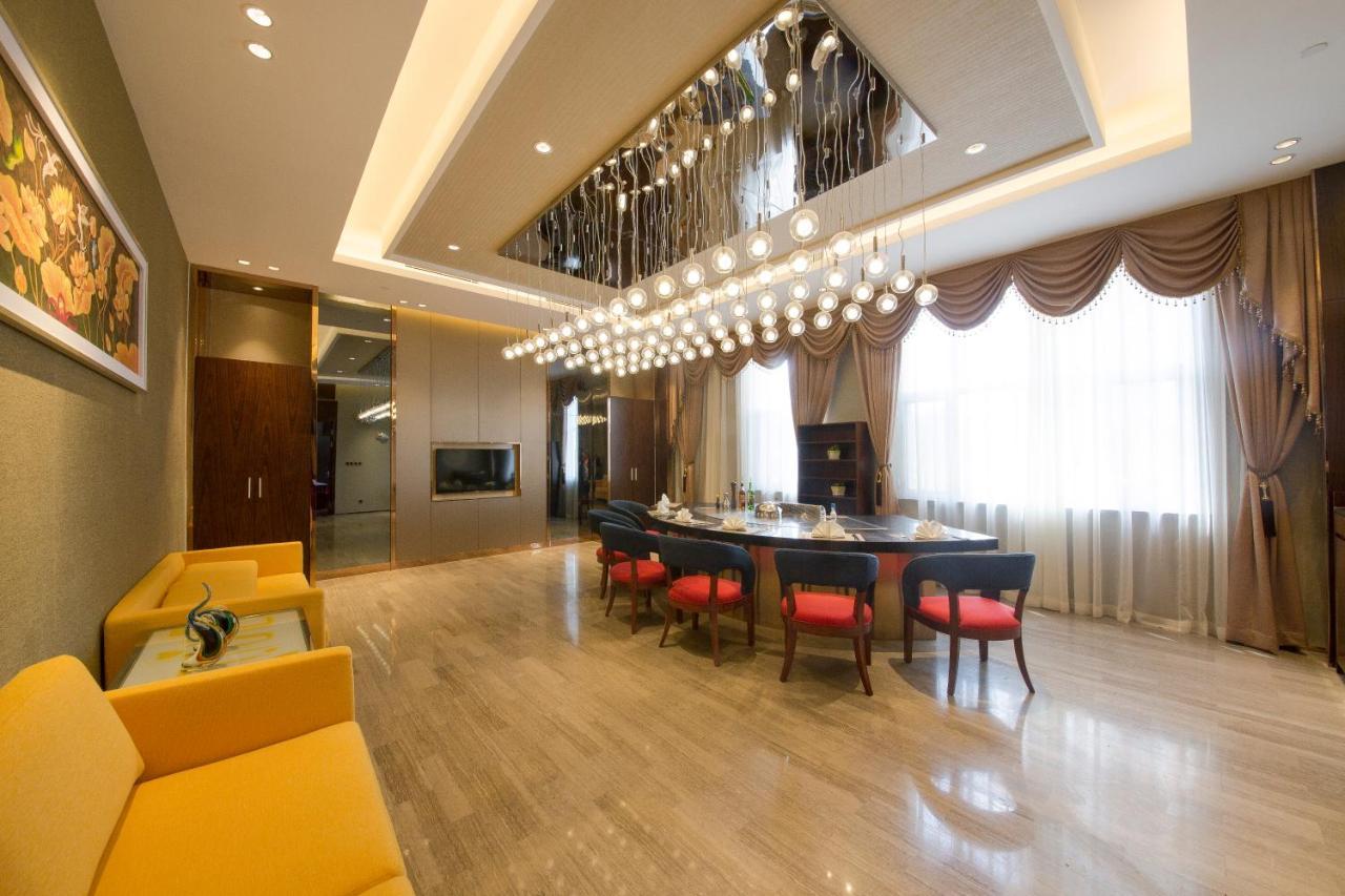 Novotel Daqing Haofang Exteriör bild